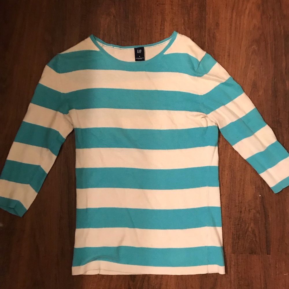 Gap Sweater